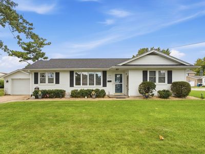 Property at 1121 3rd Ave, De Witt, IA