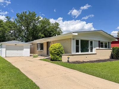 Property at 220 N Park Dr, Glenwood, IL