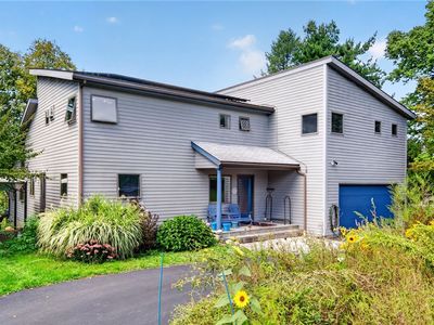 15 Stormy View Dr
