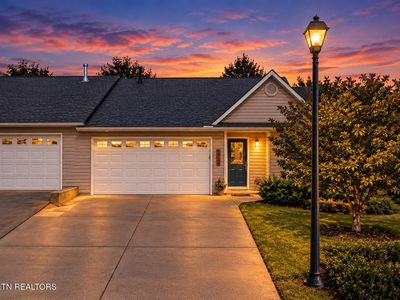 6339 Sky Song Ln