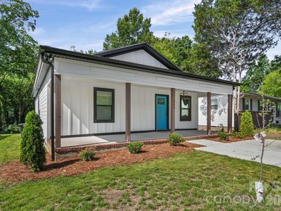 253 Hall Ave NW