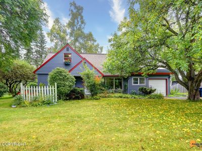2207 Turnagain Pkwy
