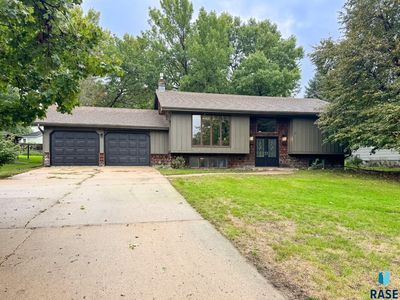 555 Danon Dr