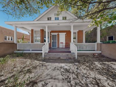 138 E Santa Fe Ave