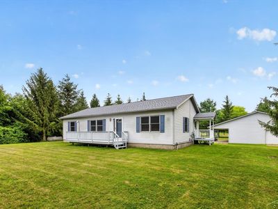 9280 Lakeshore Rd