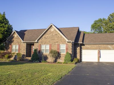 300 Sycamore Ln