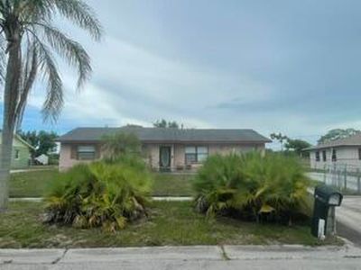 2803 Tropic Boulevard