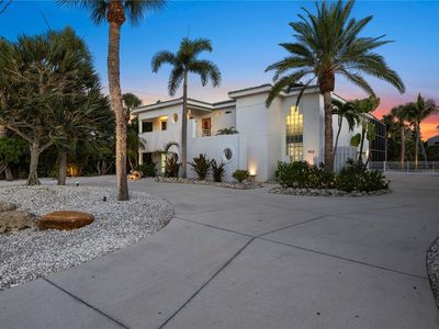 412 Treasure Boat Way