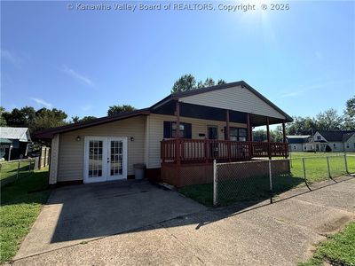 Property at 3 Henry St, Ravenswood, WV
