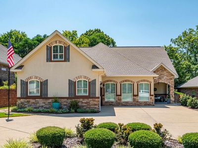 426 Willow Bend Cir