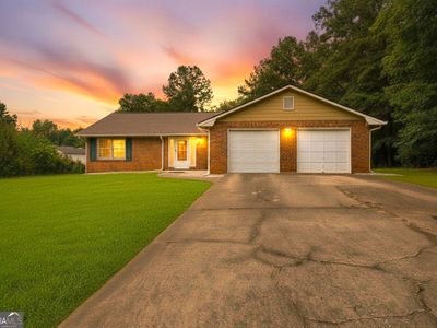 1738 Sherry Ln