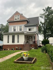 224 W 3rd Ave