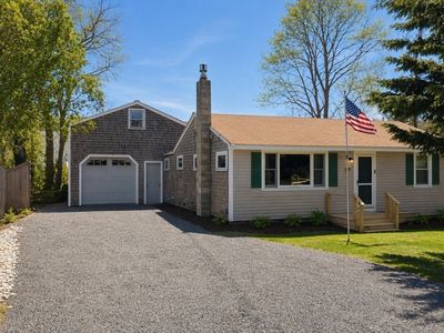 18 Lone Tree Rd