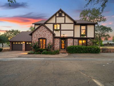 2990 Forest Hills Dr