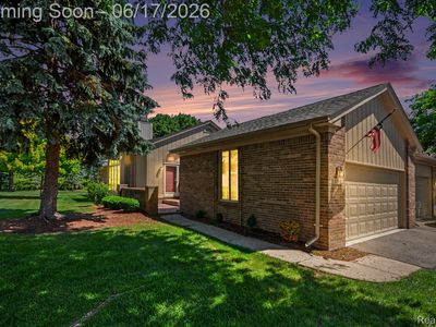 16569 Congress Dr
