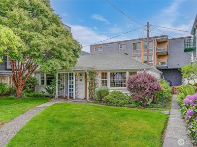 7868 Green Lake Drive N Unit 9