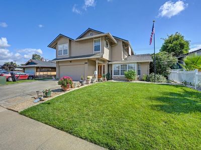 9168 Starina Way