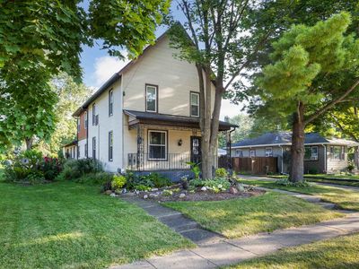 145 Dewey St
