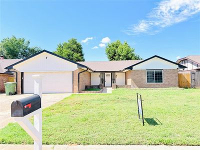 121 W Vail Dr
