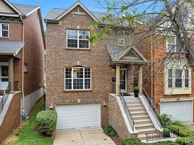 2122 Franz Park Ln