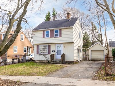 327 Rand St