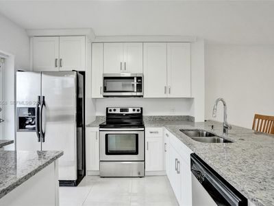 5950 Del Lago Cir APT 104