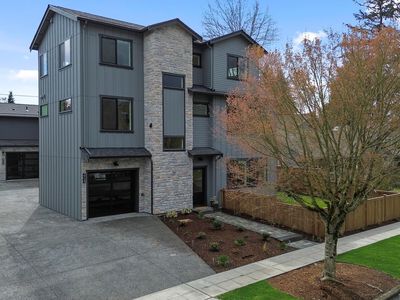 2723 NE 87th Street