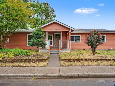 1805 48th Ave SE