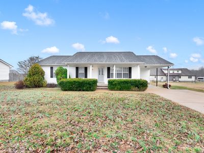 685 Edgefield Dr