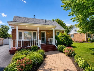 Property at 6930 Garden Ln, Bridgeview, IL