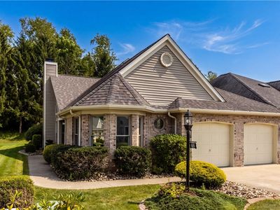 702 Hunt Club Dr