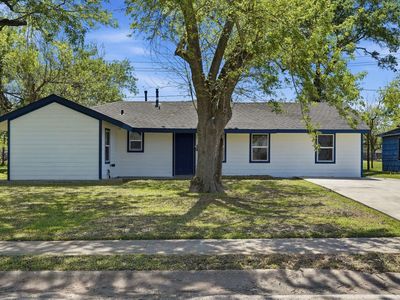 5962 Ridgeway Dr