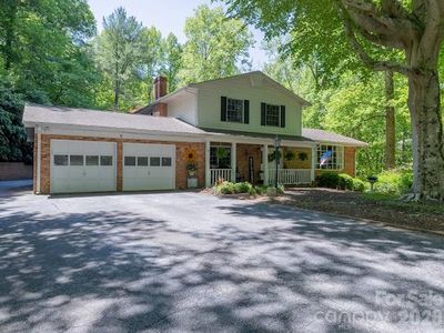 819 Chesterfield Cir SW