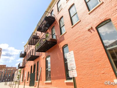 Property at 222 N Kalamazoo Mall APT 270, Kalamazoo, MI