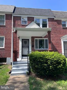 2802 W Garrison Ave