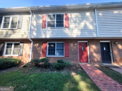 2140 Kings Gate Cir APT B