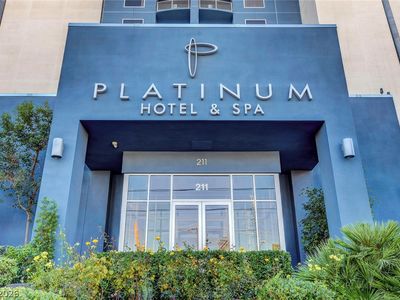 211 E Flamingo Rd #1211