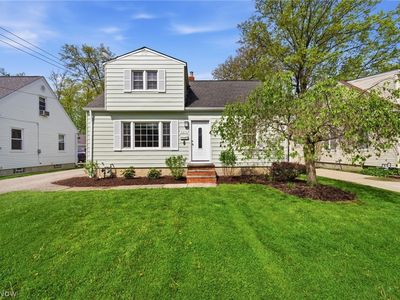 Property at 4276 Grove Ave, Willoughby, OH