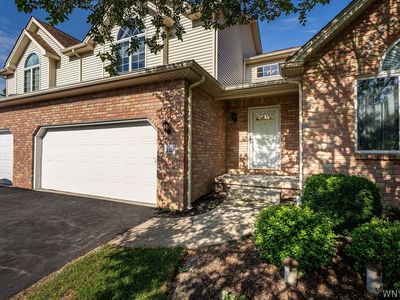 12 Pineview Ct