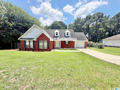 108 Colonial Cir