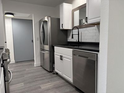 5253 North Lovers Lane ROAD UNIT 301