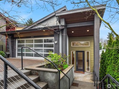 3042 SW Manning Street