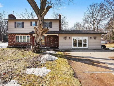 10200 S Lake Station Ave