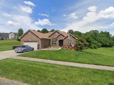 105 Victory Lake Dr
