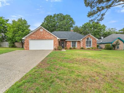 19234 Honeysuckle Dr