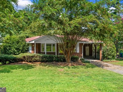 2592 Woodridge Dr