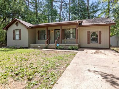 395 Fern Rd S