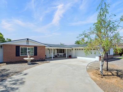 1041 S LONGWOOD Loop