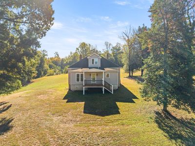1697 S Amherst Hwy