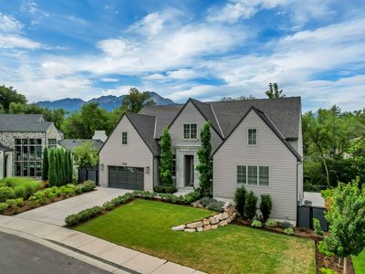 1528 E Waldrum Cir